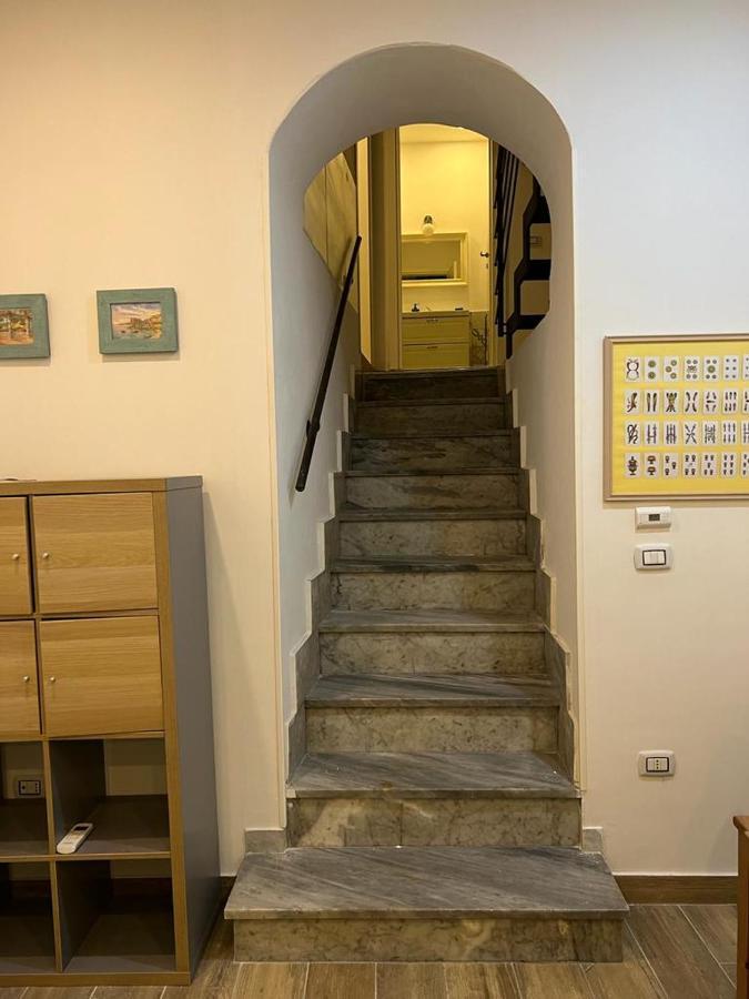 Casa Gaia A Due Passi Dal Duomo * Napels